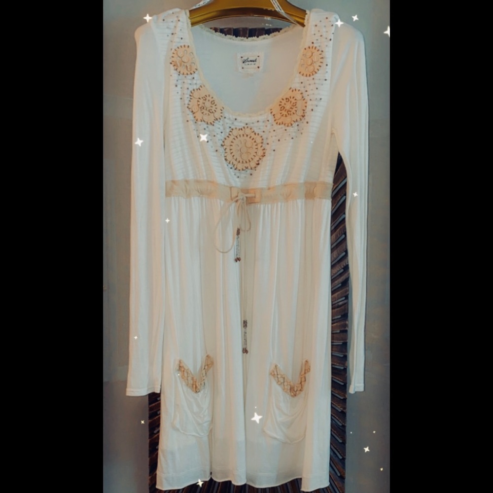 Knit Spring/ Summer Miss Me short white Dress